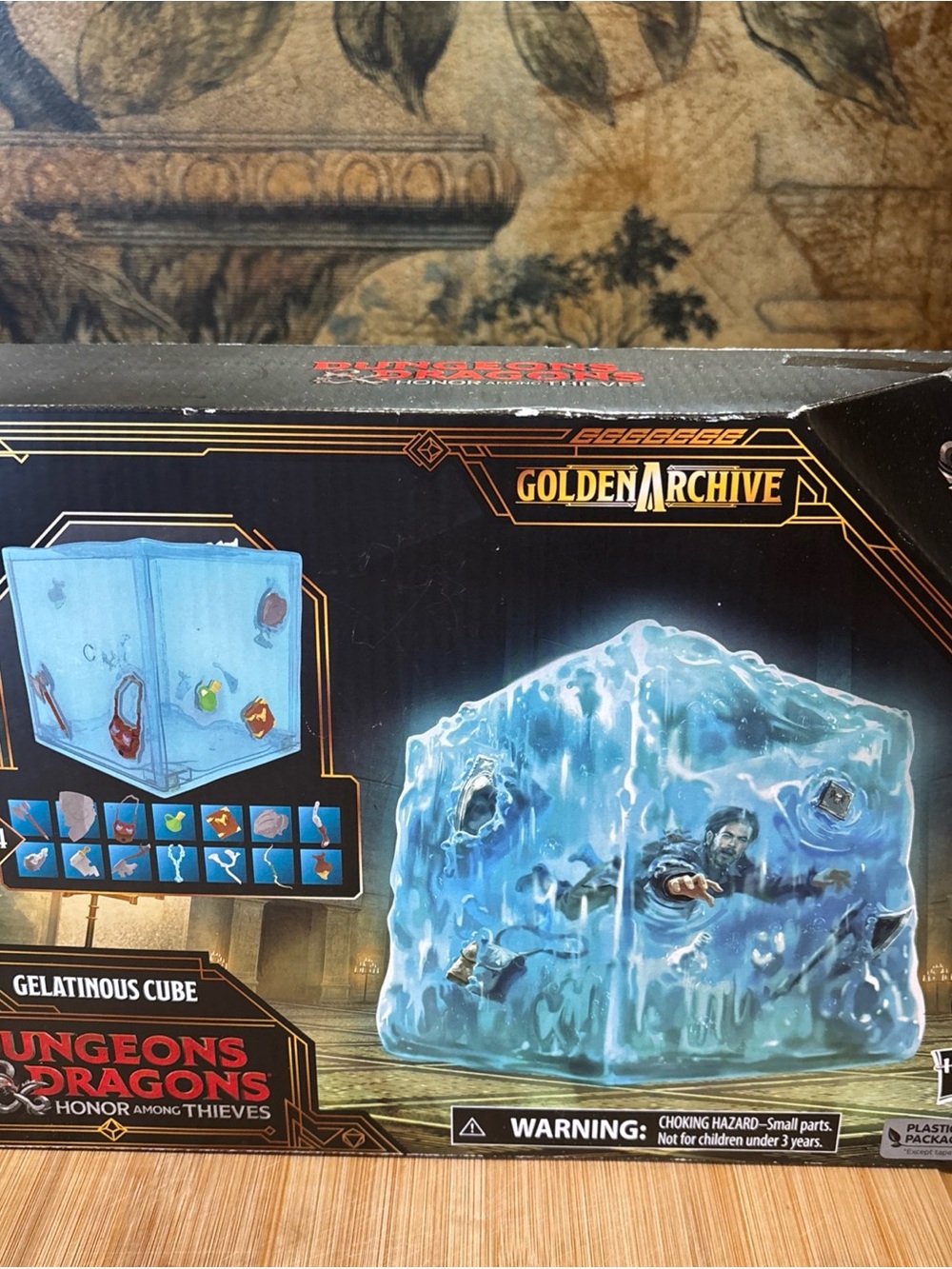 Hasbro Dungeons & Dragons Gelatinous Cube Figure - Blue and Black